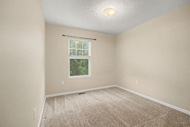 533 Lake Front Drive, Lebanon, OH 45036