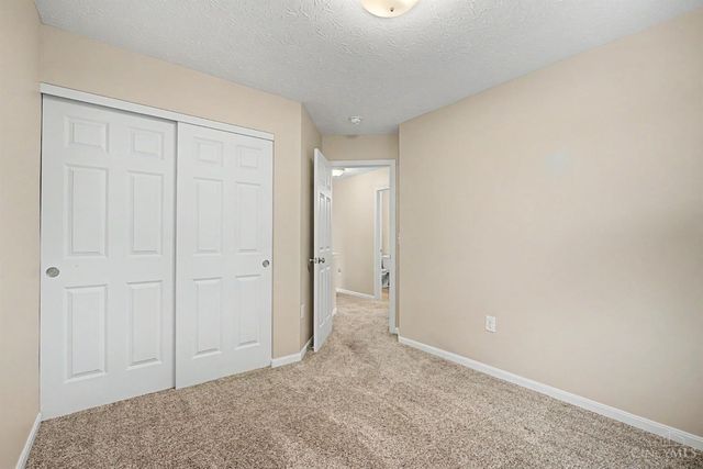 533 Lake Front Drive, Lebanon, OH 45036