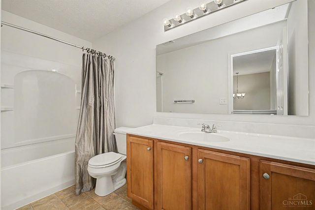 533 Lake Front Drive, Lebanon, OH 45036