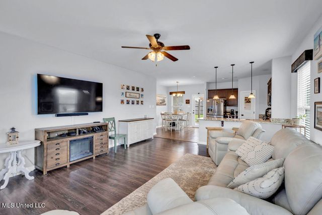 16904 Desmare Street, Gulfport, MS 39503