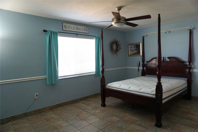 6522 WOODLAND BOULEVARD N, Pinellas Park, FL 33781