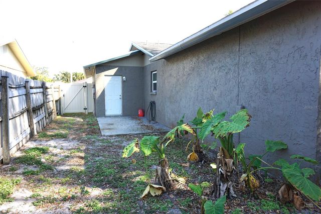 6522 WOODLAND BOULEVARD N, Pinellas Park, FL 33781