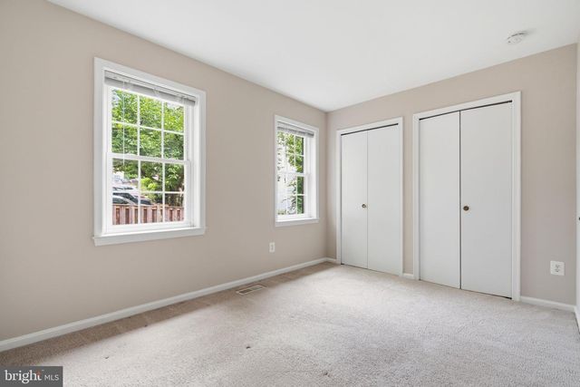 4915 7TH RD S, Arlington, VA 22204