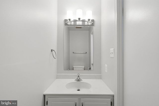 4915 7TH RD S, Arlington, VA 22204
