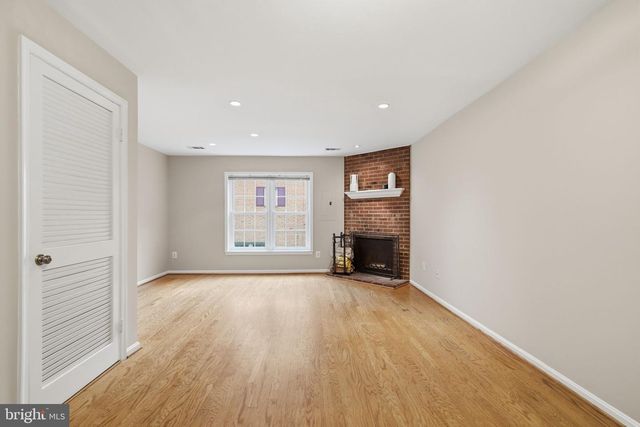 4915 7TH RD S, Arlington, VA 22204