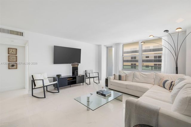 9511 Collins Avenue 1211, Surfside, FL 33154