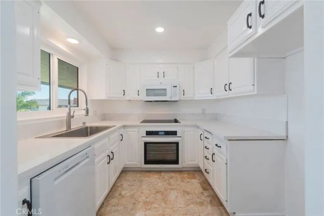 22663 Nadine Circle B, Torrance, CA 90505