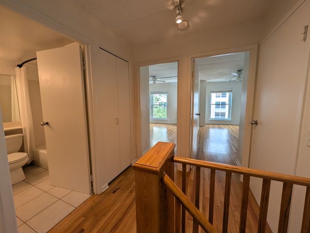 711 W Gordon Terrace 305, Chicago, IL 60613