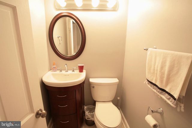 1724 DANA ST, Crofton, MD 21114