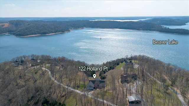 122 Holland Pt, Eureka Springs, AR 72631