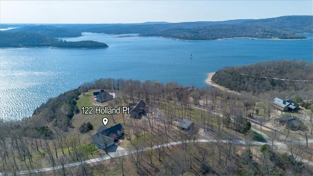 122 Holland Pt, Eureka Springs, AR 72631