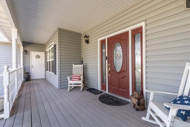 122 Holland Pt, Eureka Springs, AR 72631