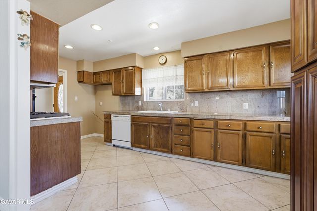 44508 Lostwood Avenue, Lancaster, CA 93534