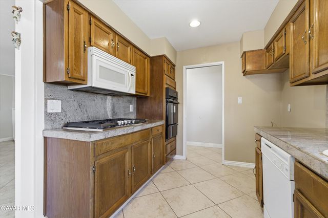 44508 Lostwood Avenue, Lancaster, CA 93534