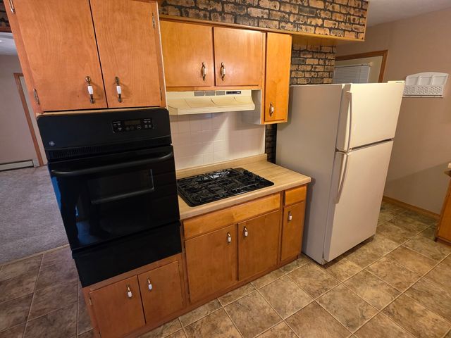 28660 Woodside Drive, Rock Falls, IL 61071