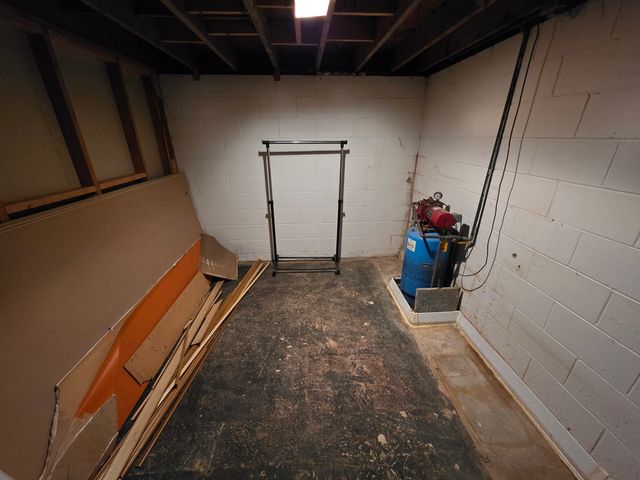 28660 Woodside Drive, Rock Falls, IL 61071