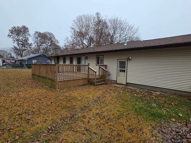 28660 Woodside Drive, Rock Falls, IL 61071