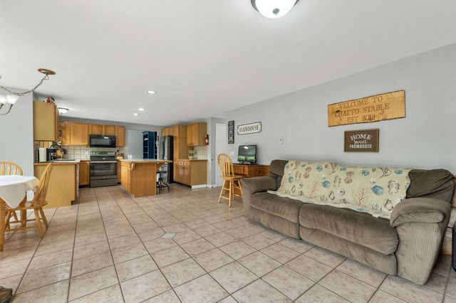 102 Joppa Road, Merrimack, NH 03054