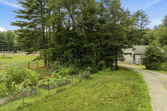 102 Joppa Road, Merrimack, NH 03054