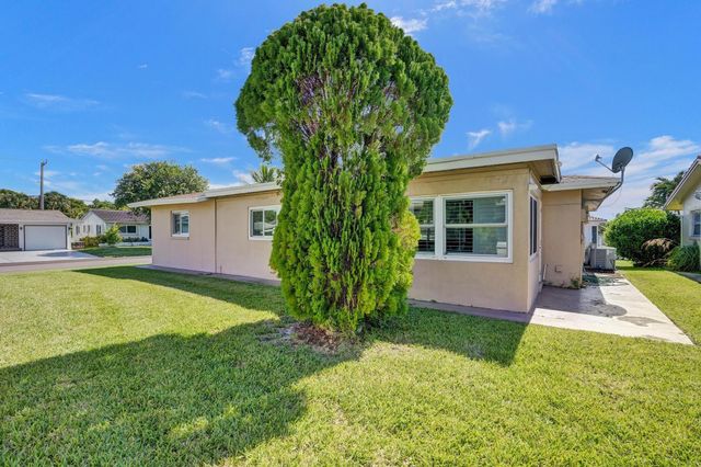 5706 NW 65th Way, Tamarac, FL 33321