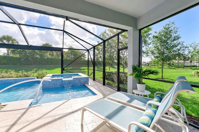 4640 E Pinehurst Trl Trail E, Fort Lauderdale, FL 33309