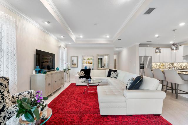 4640 E Pinehurst Trl Trail E, Fort Lauderdale, FL 33309