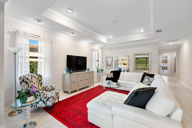 4640 E Pinehurst Trl Trail E, Fort Lauderdale, FL 33309