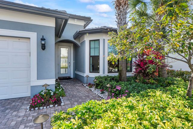 4640 E Pinehurst Trl Trail E, Fort Lauderdale, FL 33309