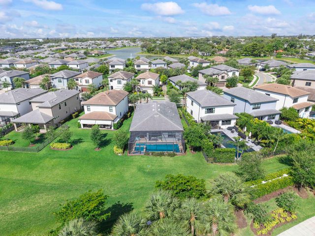 4640 E Pinehurst Trl Trail E, Fort Lauderdale, FL 33309