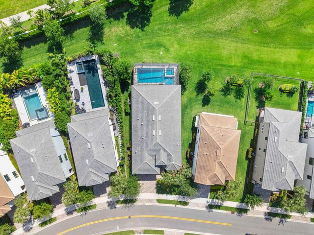 4640 E Pinehurst Trl Trail E, Fort Lauderdale, FL 33309