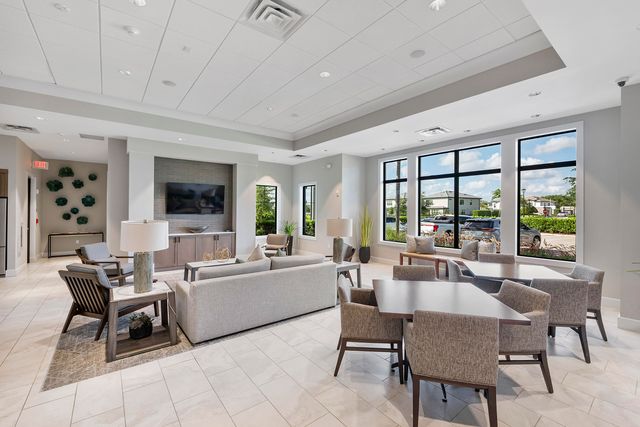 4640 E Pinehurst Trl Trail E, Fort Lauderdale, FL 33309