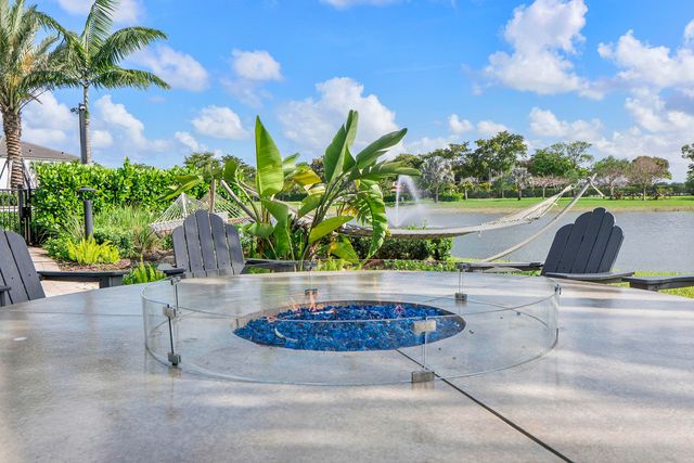 4640 E Pinehurst Trl Trail E, Fort Lauderdale, FL 33309