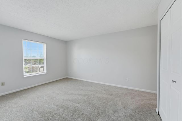 5423 GARDEN RIDGE, Columbus, OH 43228