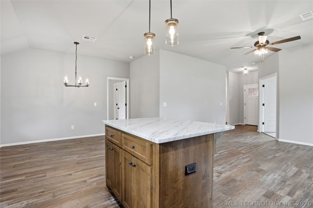 1137 E Watchorn Avenue, Sapulpa, OK 74066