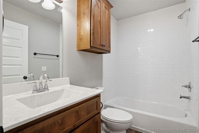 1137 E Watchorn Avenue, Sapulpa, OK 74066