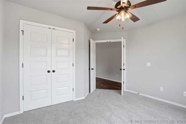 1137 E Watchorn Avenue, Sapulpa, OK 74066