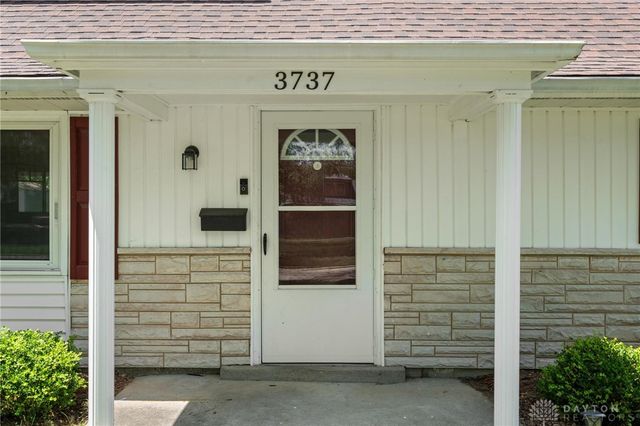 3737 Ackerman Boulevard, Kettering, OH 45429