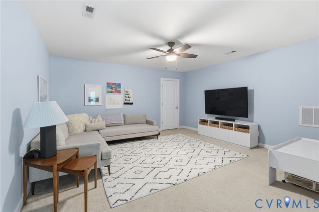 5418 Trail Ride Ct, Moseley, VA 23120