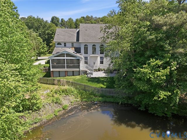 5418 Trail Ride Ct, Moseley, VA 23120