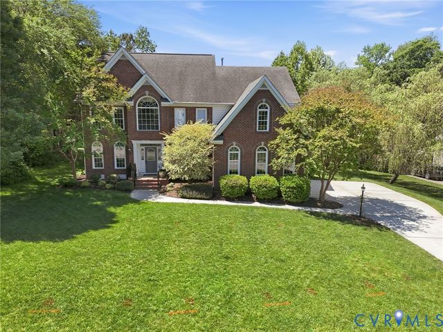 5418 Trail Ride Ct, Moseley, VA 23120