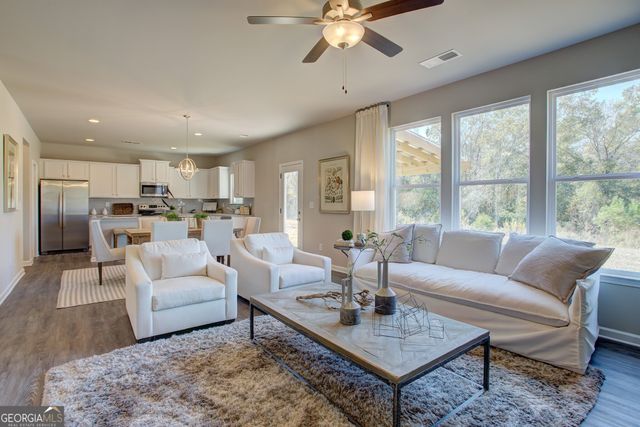 210 Ruby Robin Drive, Jefferson, GA 30549