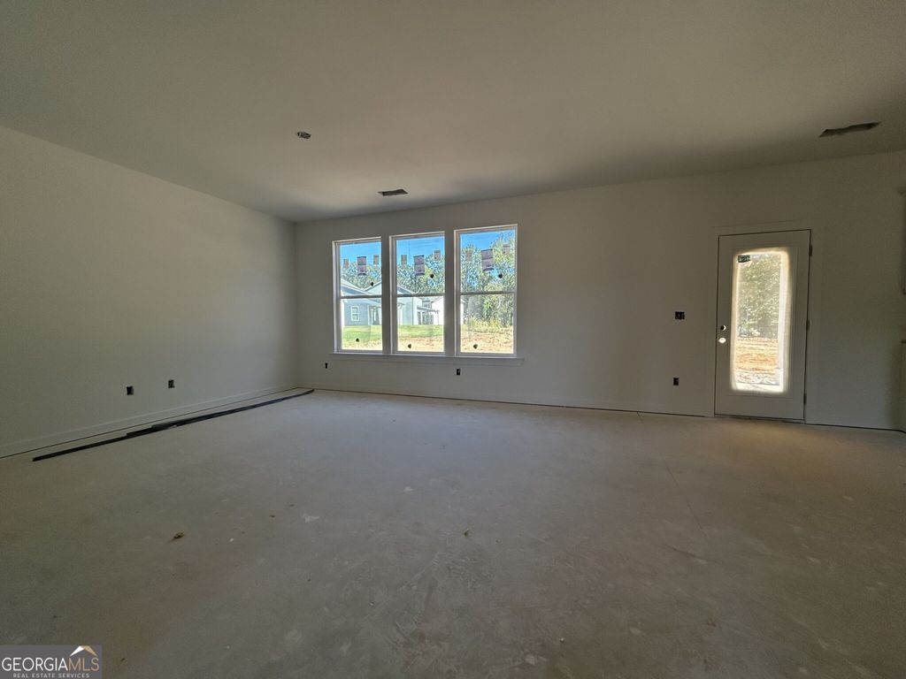 210 Ruby Robin Drive, Jefferson, GA 30549 — photo 5