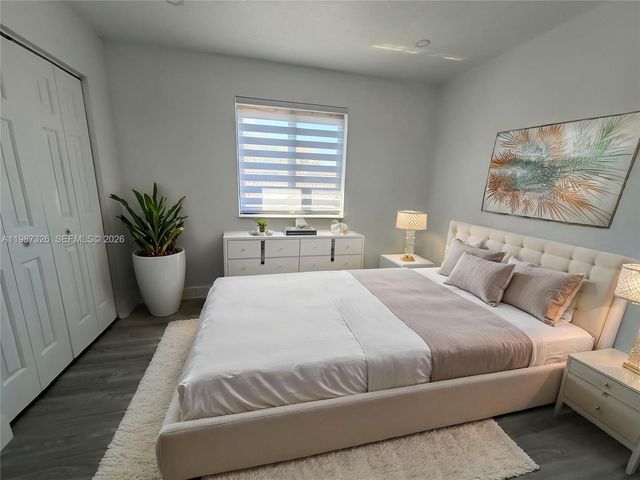 1600 SW 157th Ave, Pembroke Pines, FL 33027