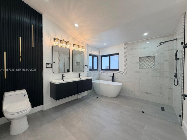 1600 SW 157th Ave, Pembroke Pines, FL 33027