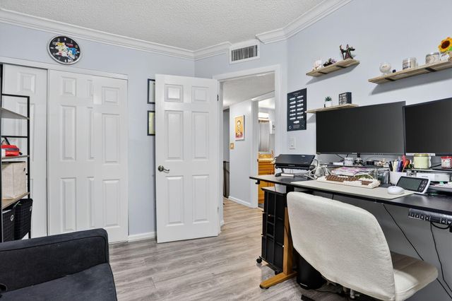 9050 NW 28th Street 123, Coral Springs, FL 33065