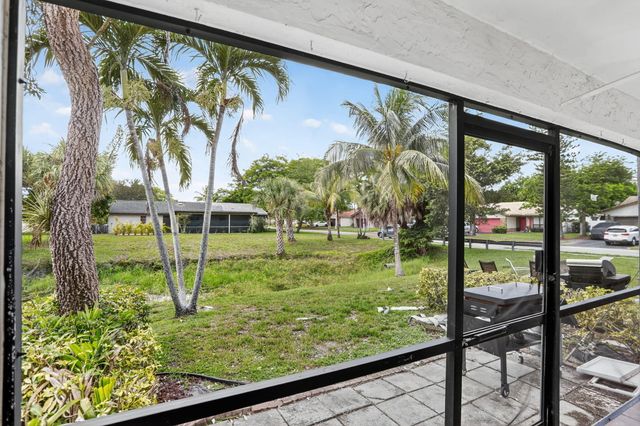 9050 NW 28th Street 123, Coral Springs, FL 33065