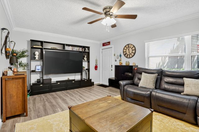 9050 NW 28th Street 123, Coral Springs, FL 33065