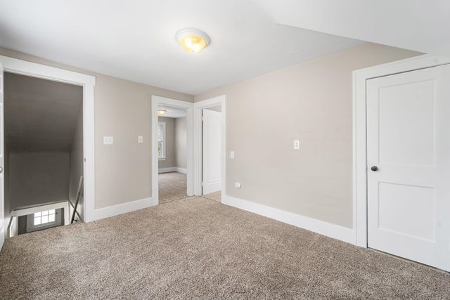 164 W Muir Avenue, Hazel Park, MI 48030