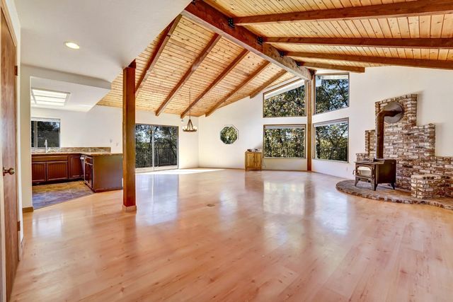 4968 N Mining Brook Ct, Placerville, CA 95667