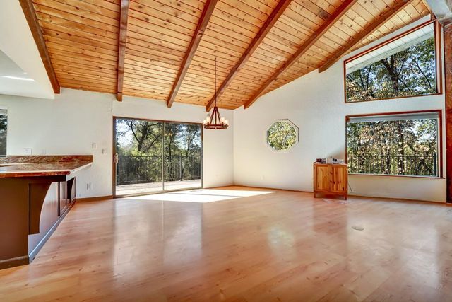 4968 N Mining Brook Ct, Placerville, CA 95667